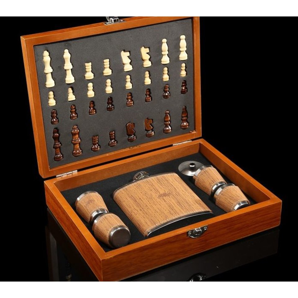 набор Для крепких напитков+шахматы 3470677