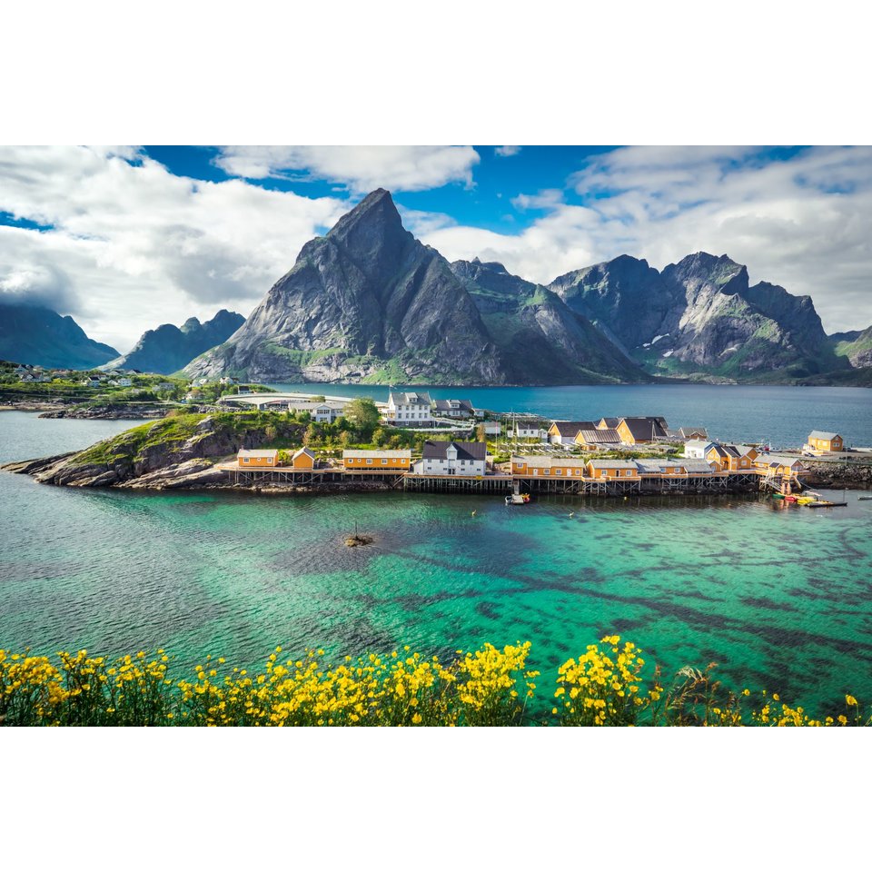 Картина по номерам Городок у гор, А3, на картоне, р-2286